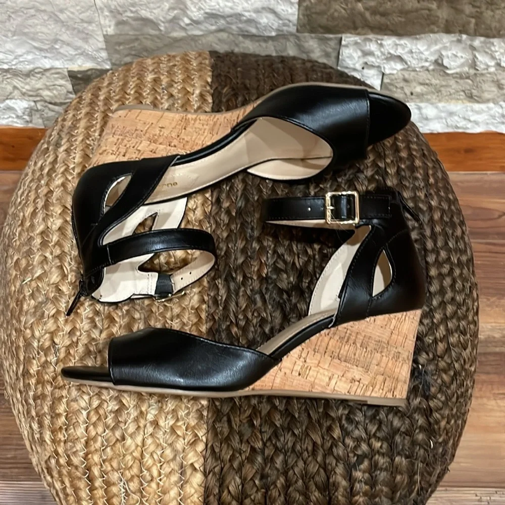 LIZ CLAIBORNE Black Octavia Wedge Shoes with Ankle Strap Sz. 7 1/2 - Picture 7 of 10
